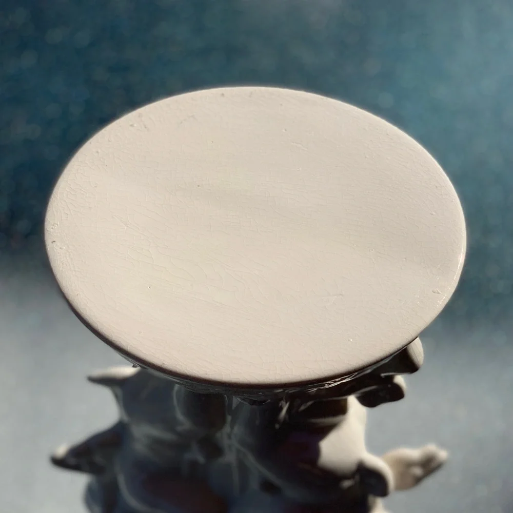 Double Cherub Off-White Ceramic Vase